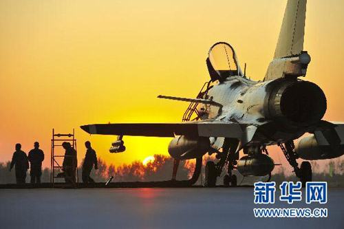 歼八二首飞，中国航空工业的辉煌里程碑，歼八二首飞，中国航空工业的辉煌里程碑事件