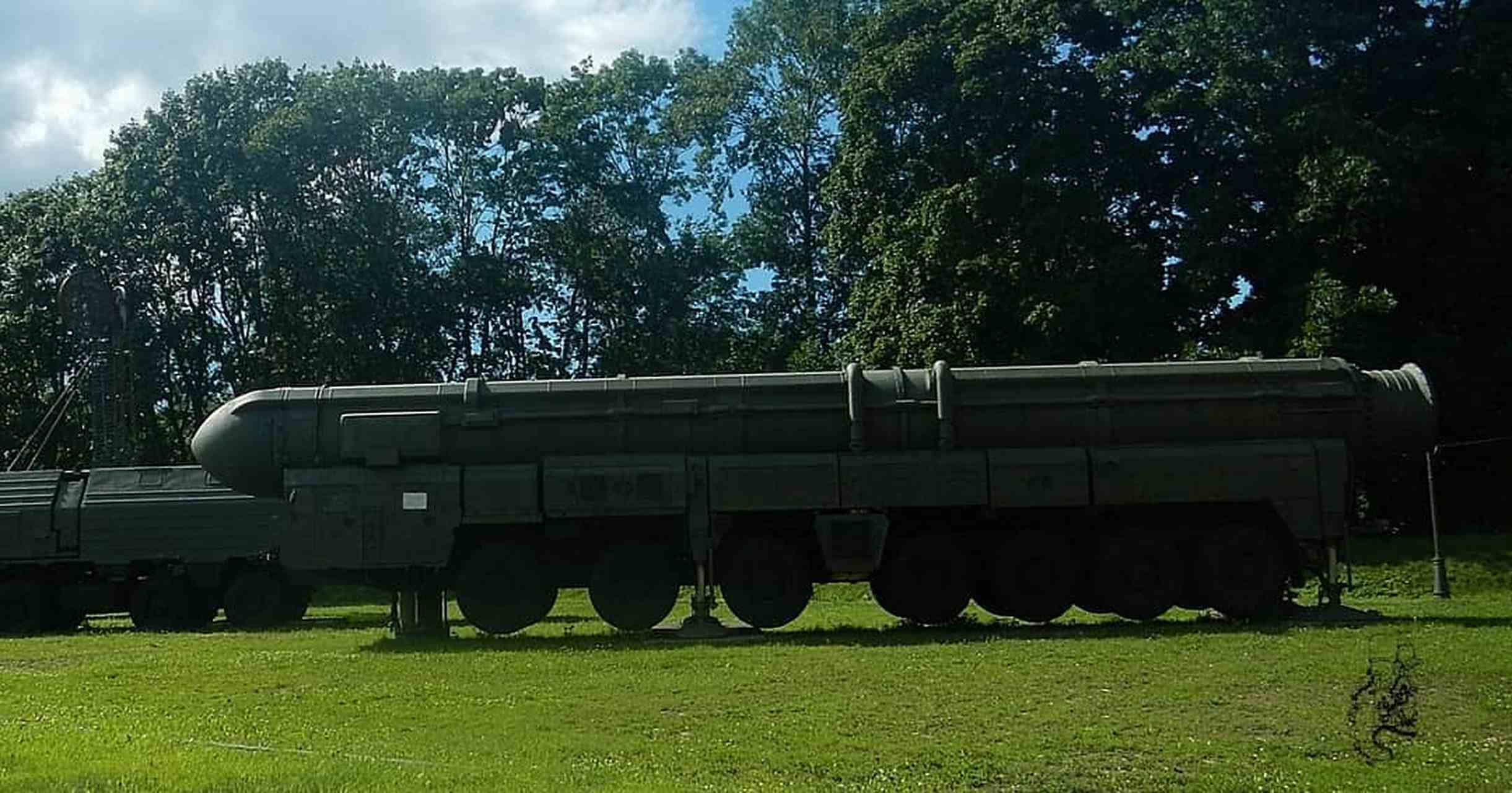 探究白杨导弹,一种强大的战略导弹系统,白杨导弹,强大的战略导弹系统深度解析