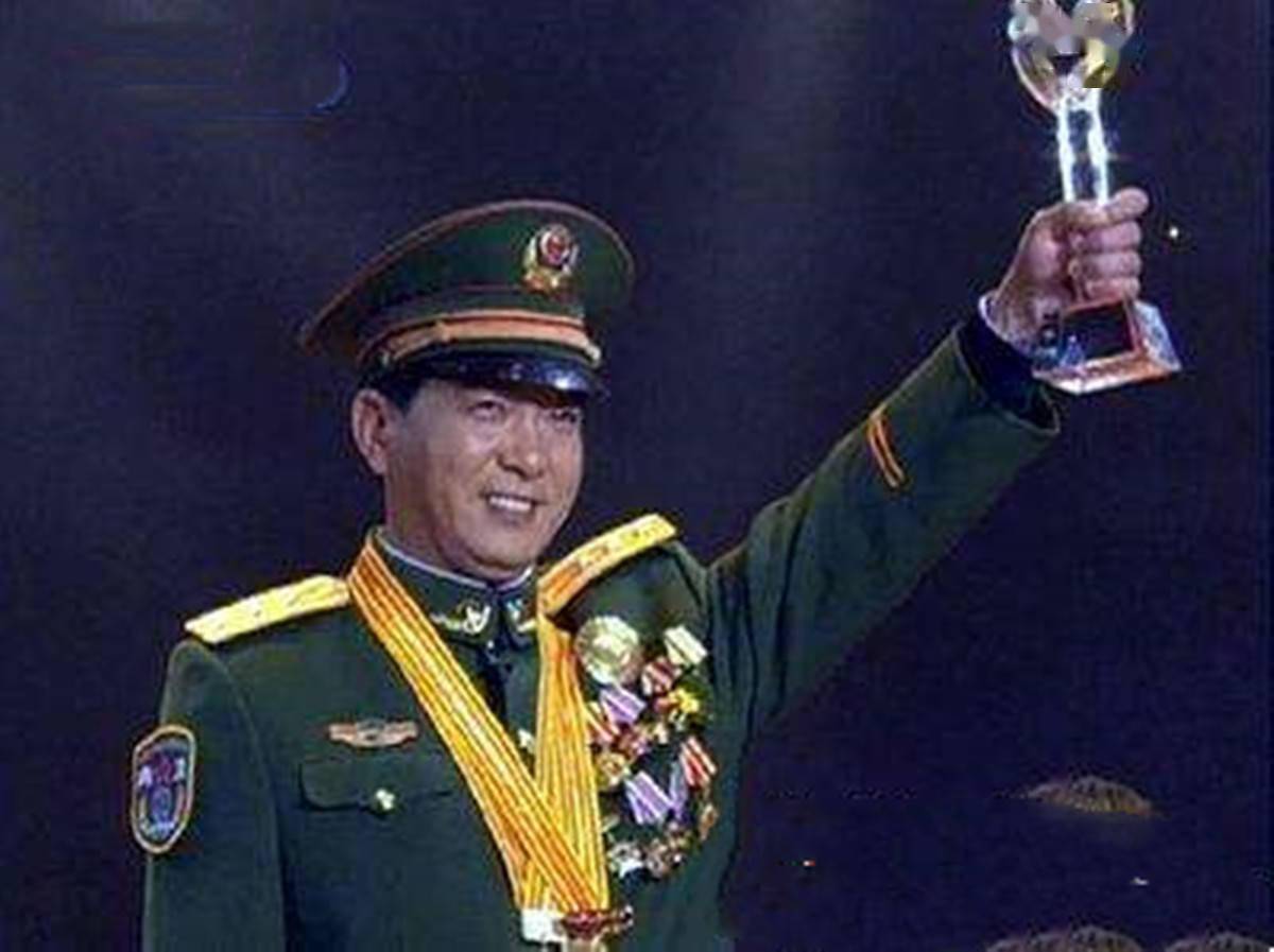 丁小兵个人简介,丁小兵个人简介概览