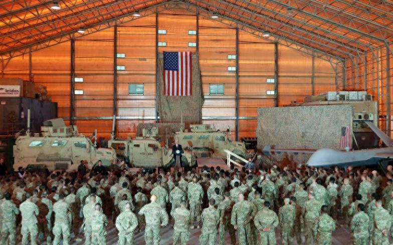 中国与俄罗斯联合军演，深化军事合作，共筑和平基石，中俄联合军演深化军事合作，共筑和平基石