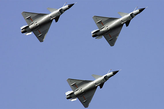 歼-10战斗机外形简介,歼-10战斗机外形概览与特点简介