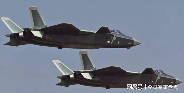 专家视角下的歼-20与F-22猛禽对比,探究两款顶尖战机的优劣,专家深度对比,歼-20与F-22猛禽战机优劣探究