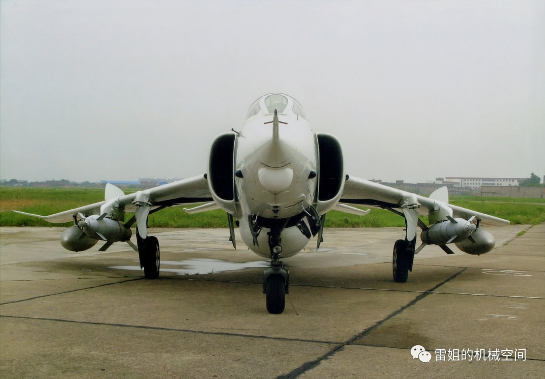 强5攻击机全部返修,历史与现状的反思与展望,强5攻击机全面返修,历史反思与未来展望