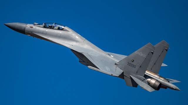 歼-16挂载方案深度解析，歼-16挂载方案深度探究