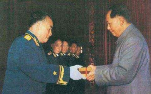 十大元帅中谁打仗最为厉害，历史视角下的军事才能比较，历史视角下的军事才能比较，十大元帅谁最擅长打仗？