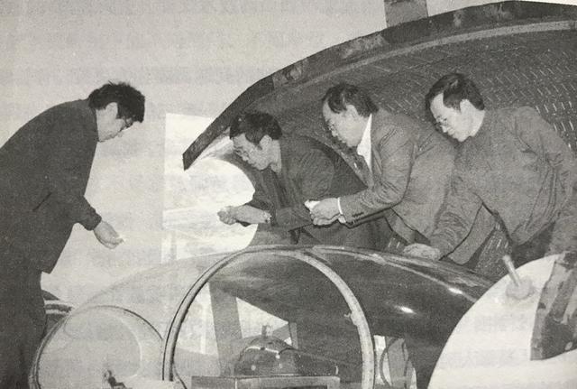 揭秘歼-10座舱盖生产厂家的精湛工艺与卓越品质,揭秘,歼-10座舱盖生产厂家的精湛工艺与超凡品质