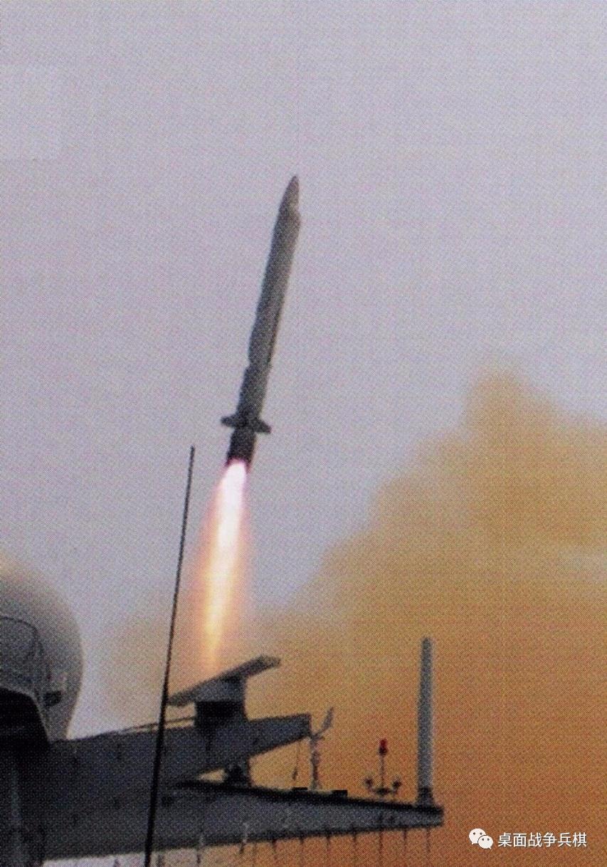 鹰击长空,揭秘中国十大反舰导弹之首鹰击-18的威猛力量,鹰击长空,鹰击-18反舰导弹威猛力量揭秘,中国海军尖端武器之首