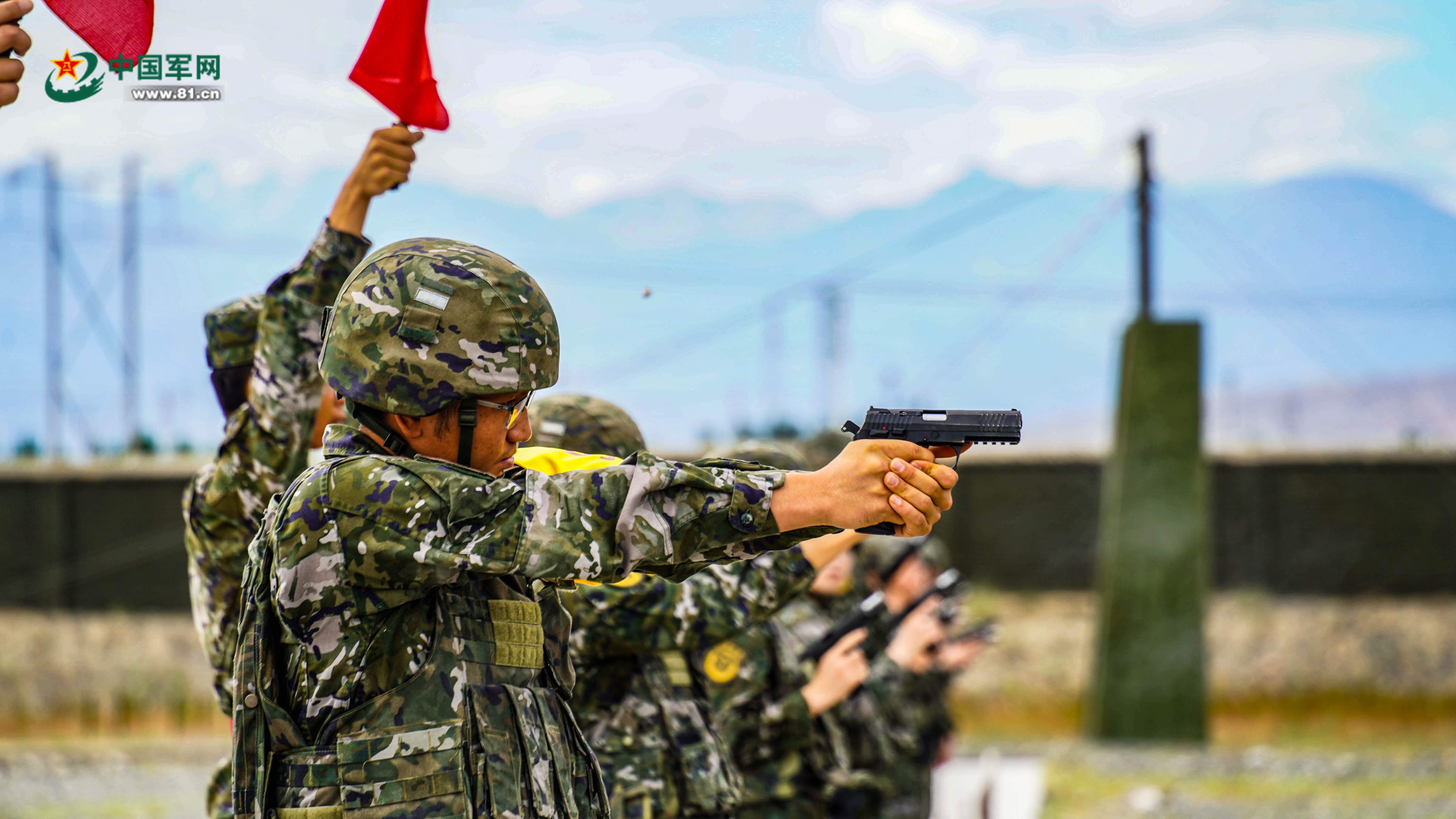 武警部队中的特殊力量,揭秘武警114师为何拥有五个团,揭秘武警部队中的特殊力量,武警114师为何拥有五个团的力量?