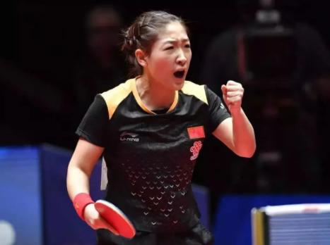 歼八战斗机,空中加油的卓越能力,歼八战斗机,空中加油的空中力量之巅