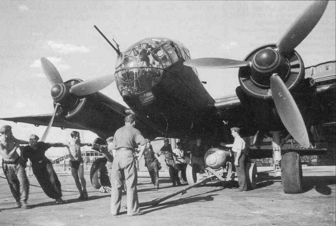 中国轰炸机最新型号揭秘,空中力量的崭新篇章,中国轰炸机最新型号揭秘,空中力量的新纪元