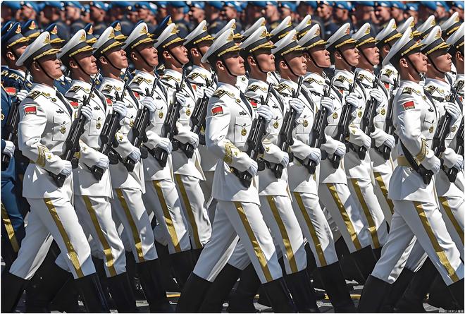 中国人民解放军在俄罗斯阅兵,展现军威与友谊的壮丽画卷,中俄阅兵盛典,解放军军威与友谊的壮丽展示