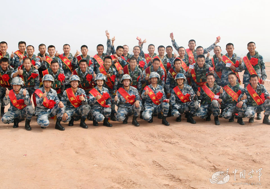 空降兵第15军43师领导名单详解,空降兵第15军43师领导名单全面解析