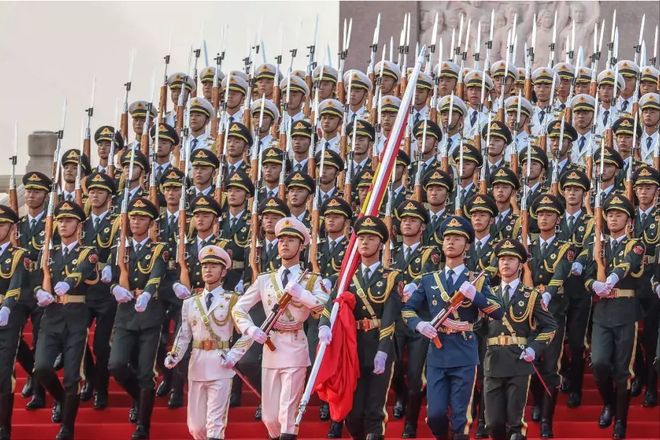 各国阅兵仪式现场,荣耀与力量的展示,全球阅兵仪式,荣耀与力量的瞬间展现