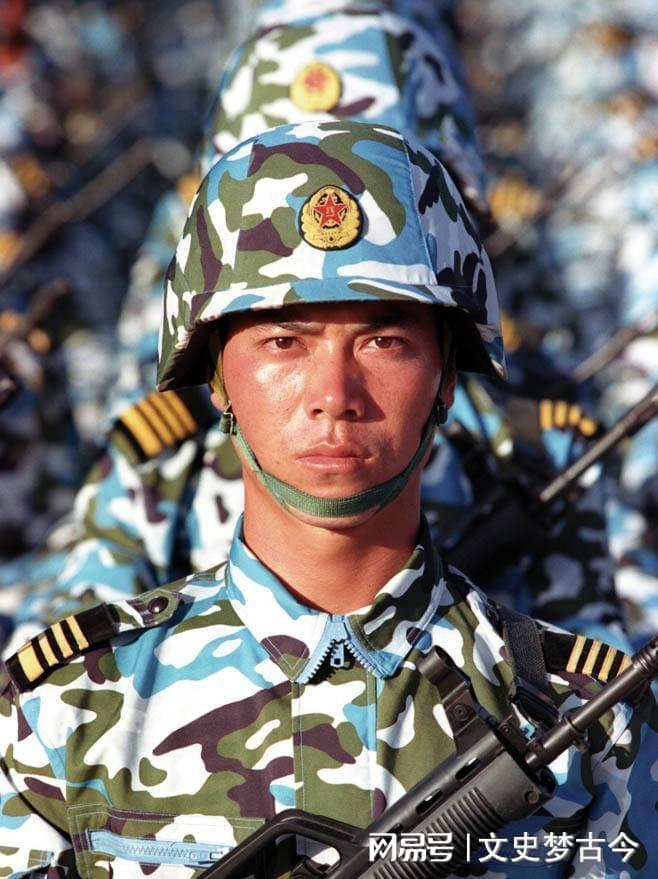 第1集团军1师，英勇无畏的先锋力量，第1集团军1师，先锋力量的英勇无畏之旅