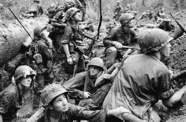 现任中华人民共和国国防部部长，李尚福及其领导下的国防建设展望，李尚福部长引领下的国防建设未来展望