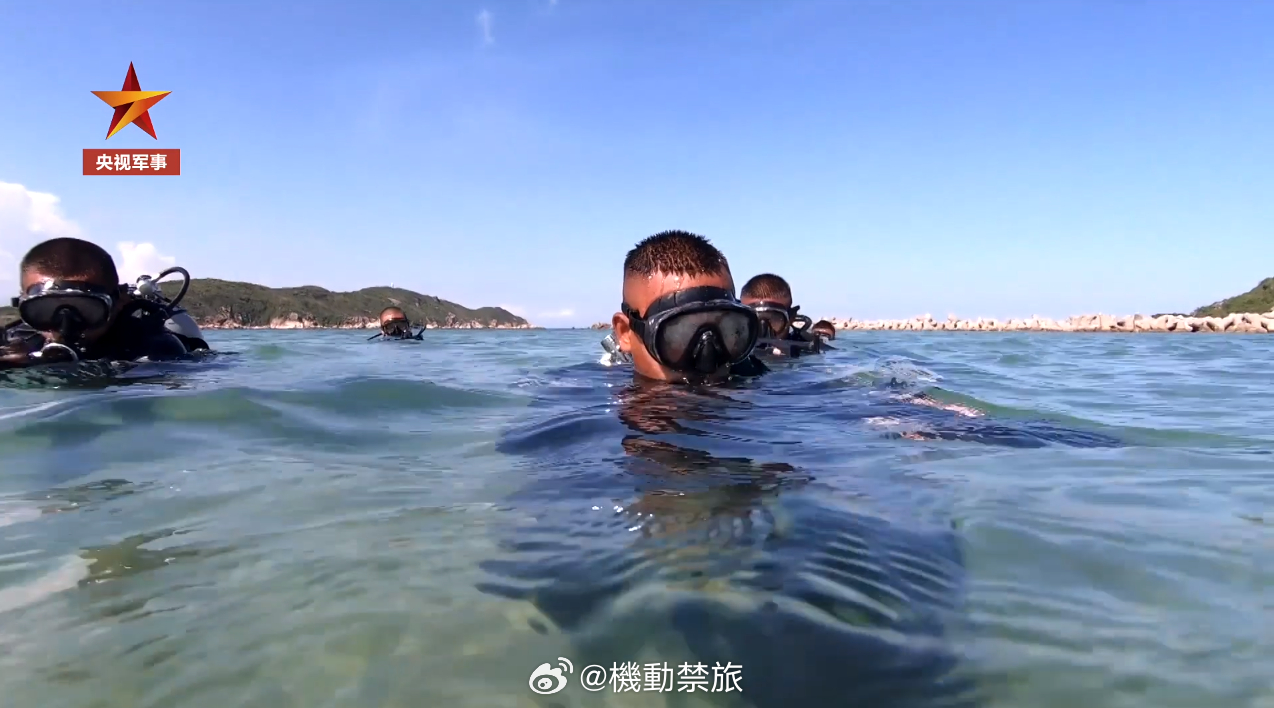 蛟龙突击队，水下推进的勇者传奇，蛟龙突击队，水下勇者的传奇征程