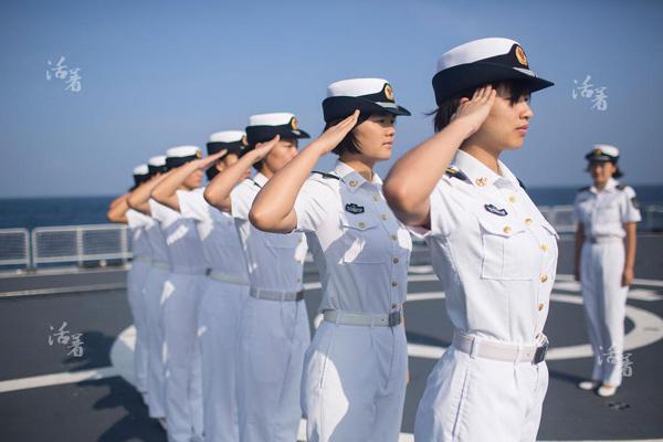 中国人民解放军仪仗队女兵与中国女兵的力量与荣耀,中国人民解放军仪仗队女兵与中国女兵的力量与风采展露荣耀时刻