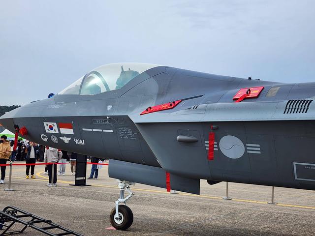 朝鲜新型战机,揭示与探索,朝鲜新型战机揭秘与探索之旅