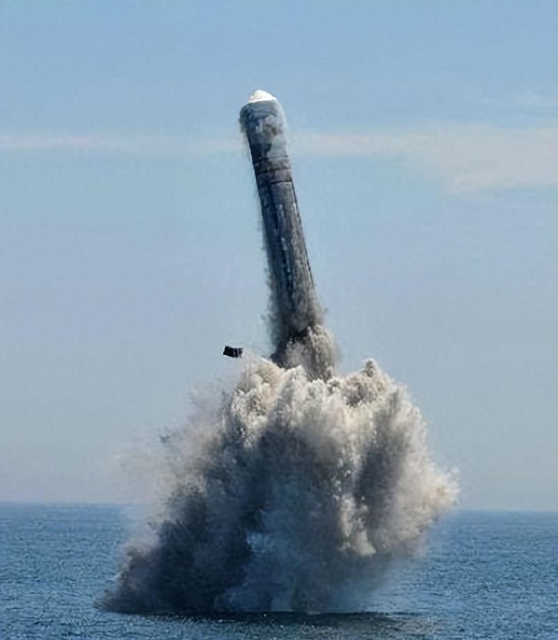 东风41洲际导弹的速度究竟有多快?解密中国顶尖导弹技术,解密东风41洲际导弹速度,中国顶尖导弹技术的震撼速度