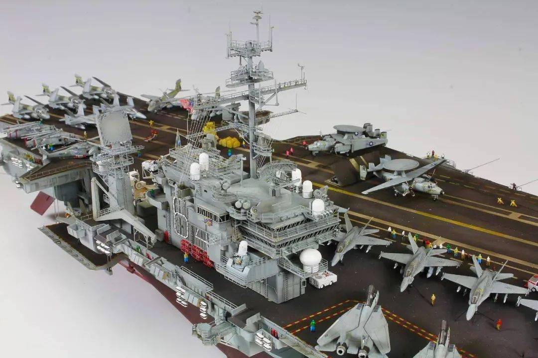 美国大黄蜂号航空母舰模型,探索与赏析,美国大黄蜂号航空母舰模型深度探索与赏析