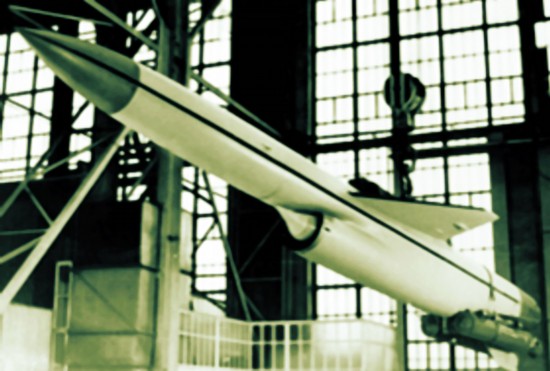 鹰击-83导弹,超音速反舰导弹的卓越代表,鹰击-83导弹,超音速反舰导弹的翘楚