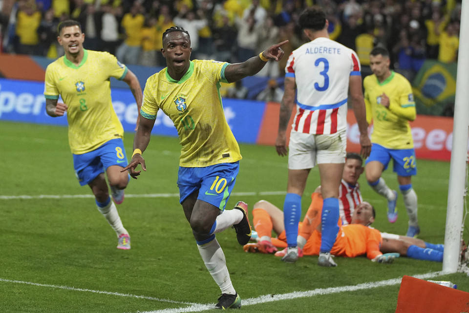 王中王一肖一特一中免费,探索新时代的教育新模式,新时代教育新模式探索,王中王一肖一特一中免费实践