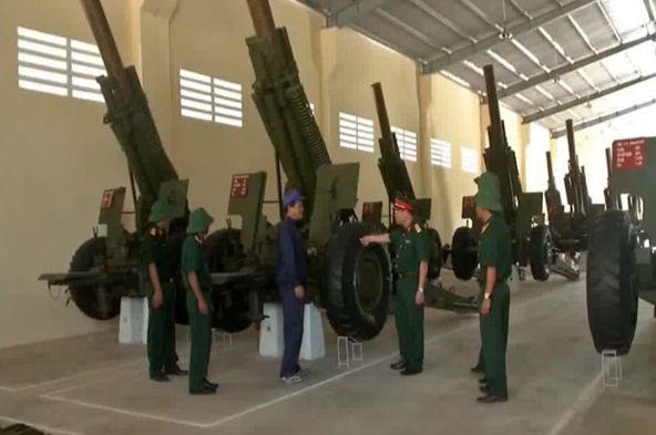 美军装备之重,单兵装备40公斤的挑战与解析,美军单兵装备40公斤的挑战与解析,装备重量带来的挑战及应对之道