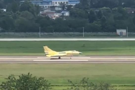 歼-10C新改型露面,揭示中国空军现代化步伐的重要里程碑,歼-10C新改型揭示中国空军现代化步伐的重要里程碑进展