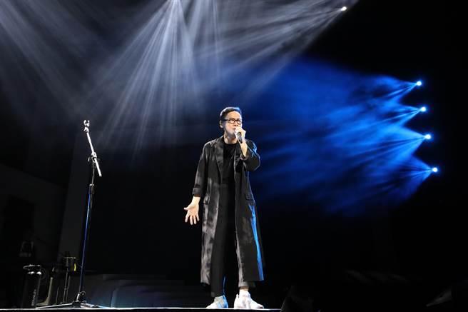 中国武警的衣服，荣耀与责任的象征，中国武警制服，荣耀与责任的标志