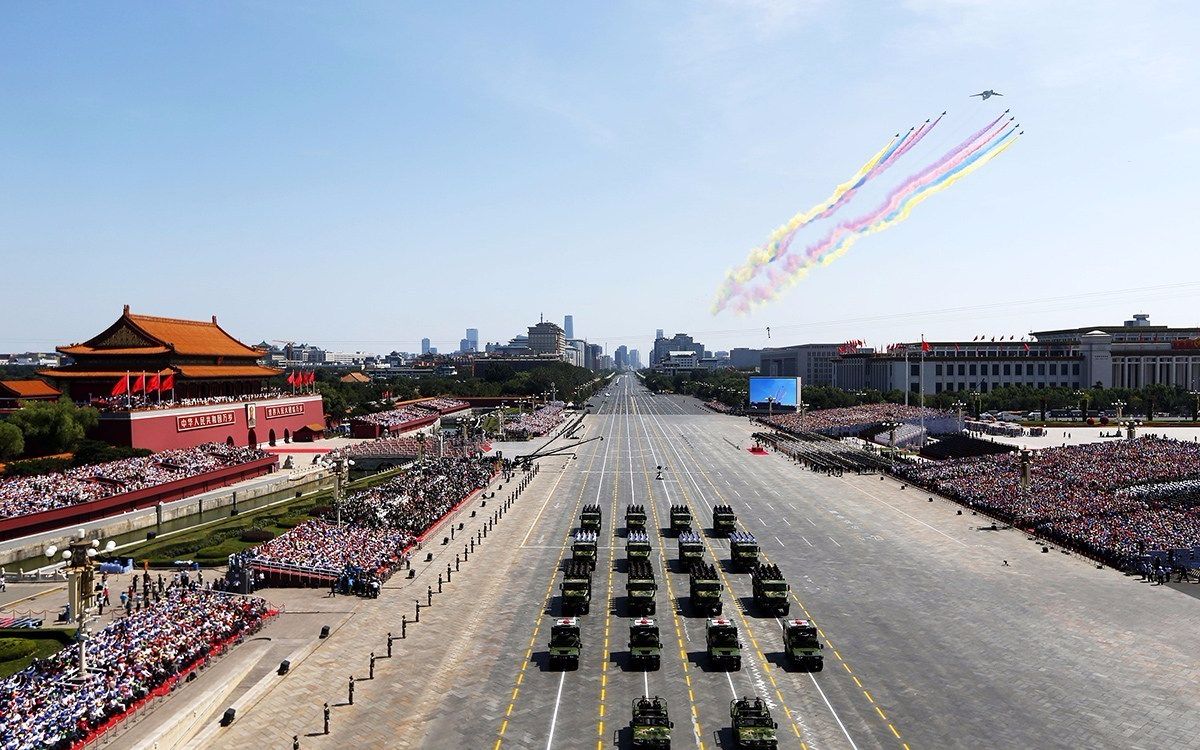 抗战阅兵与国庆阅兵，历史的回顾与时代的印记，抗战与国庆阅兵，历史回顾与时代印记