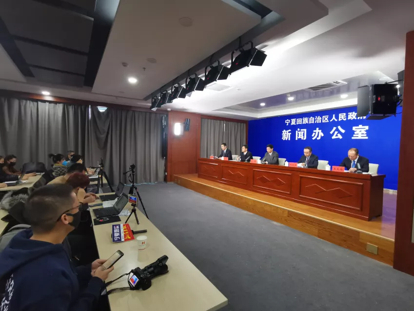 新闻发布会一般在哪里开展及其背景环境与重要性,新闻发布会详解,举办地点、背景环境及其重要性