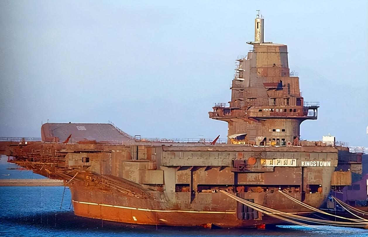 瓦良格号航母武器防卸系统深度解析,瓦良格号航母武器防御系统深度解析