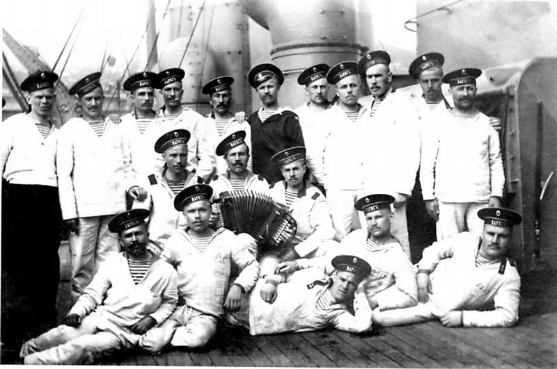 俄罗斯瓦良格号巡洋舰,历史、特点与图片展示,俄罗斯瓦良格号巡洋舰,历史、特色与实拍全景展示