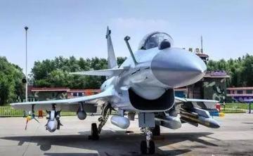 歼-10C最新战斗机,中国空军的崭新利剑,中国空军新利器,歼-10C最新战斗机亮相,展现强大战力