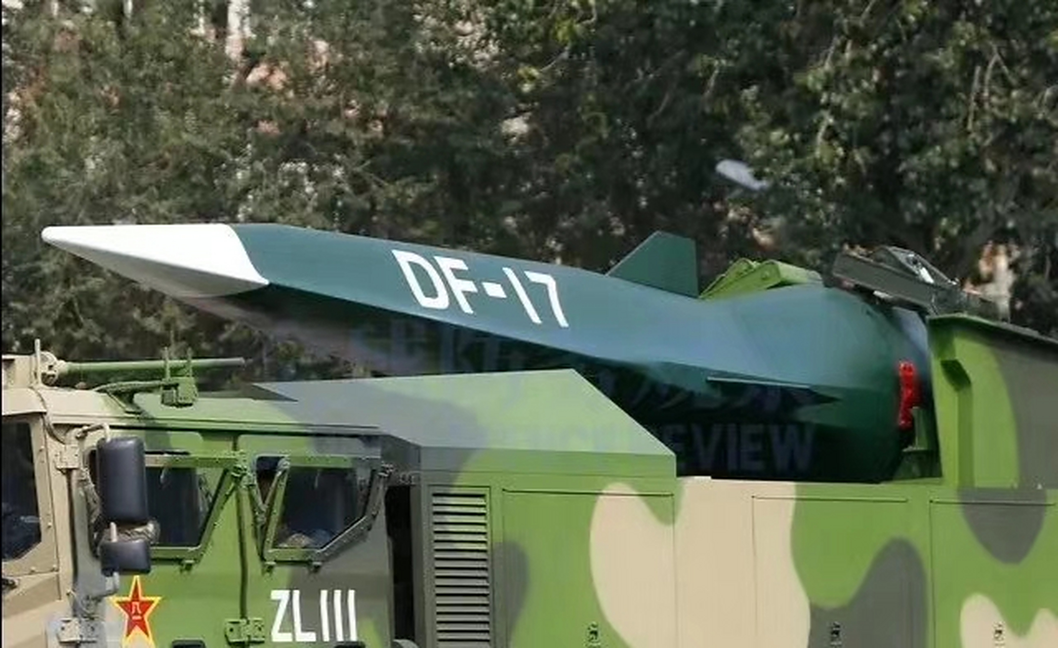 东风17时速多少公里,揭秘高速导弹的惊人速度与性能,揭秘东风导弹家族中的东风-17高速导弹的惊人速度与性能,时速多少公里?