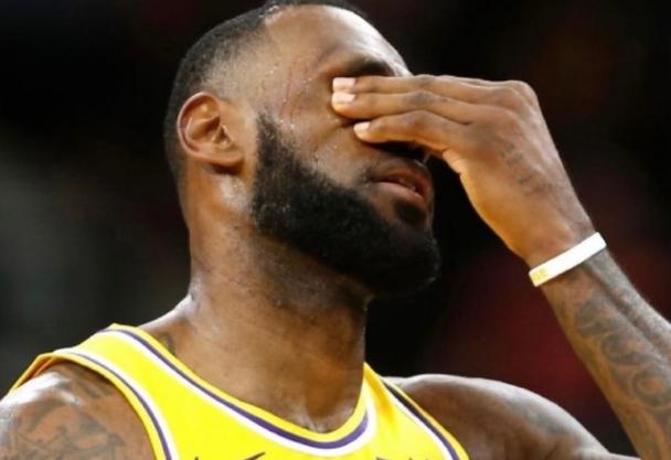 美国承认对东风-17束手无策,战略平衡的挑战与反思,美国对东风-17导弹束手无策,战略平衡的挑战与反思