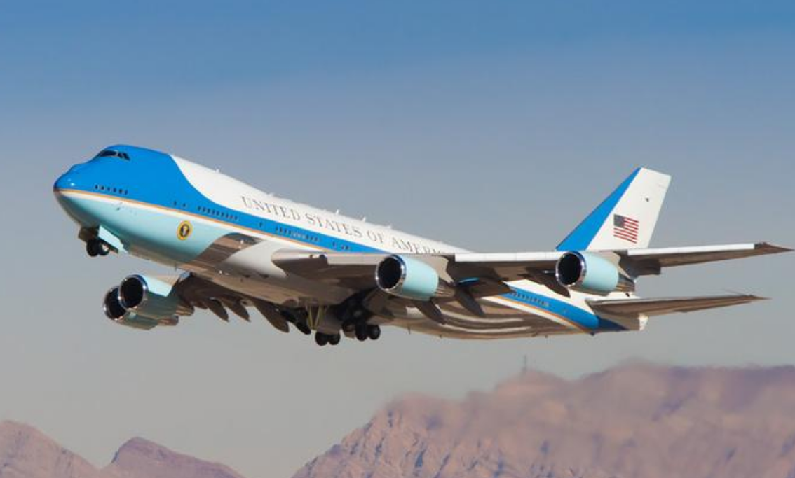 中国空军一号专机的造价,深度解析与探讨,中国空军一号专机造价深度解析与探讨