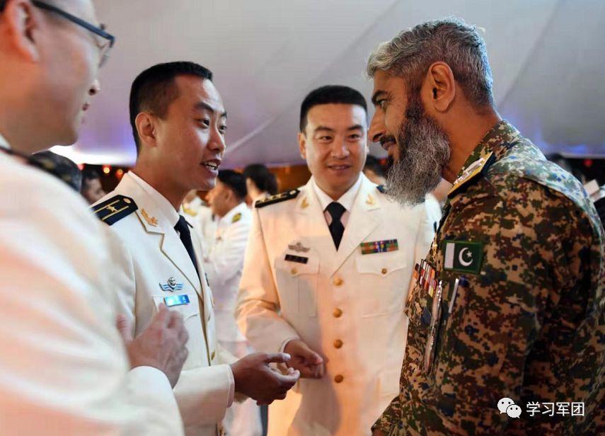 中巴军演