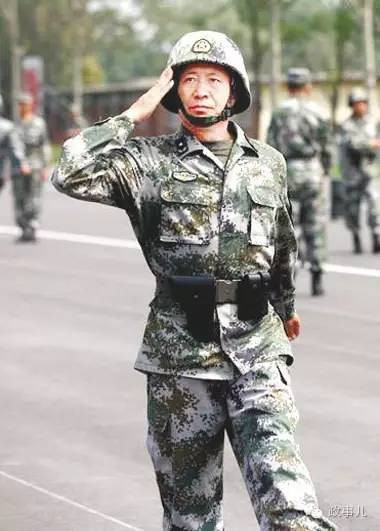 徐军长,勇毅笃实的将领典范——探寻中国陆军第38集团军军长徐Q先的传奇故事,徐军长徐Q,勇毅笃实的将领典范——探寻传奇故事