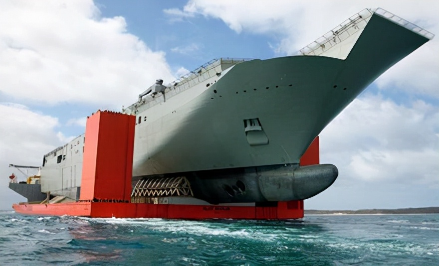 揭秘,承载17万吨的半潜船,揭秘,承载17万吨的半潜船全貌与功能解析