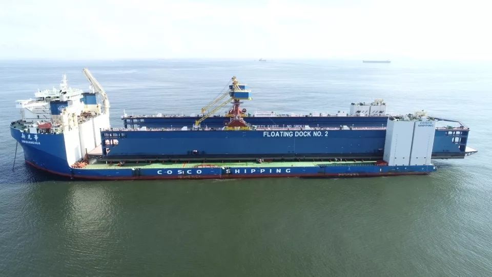 揭秘,承载17万吨的半潜船,揭秘,承载17万吨的半潜船全貌与功能解析