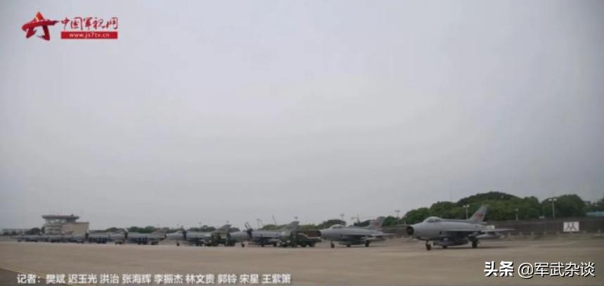 翱翔蓝天,壮志凌云——记2022年中国空军题材电影,翱翔蓝天,壮志凌云,中国空军电影的热血篇章(2022年)