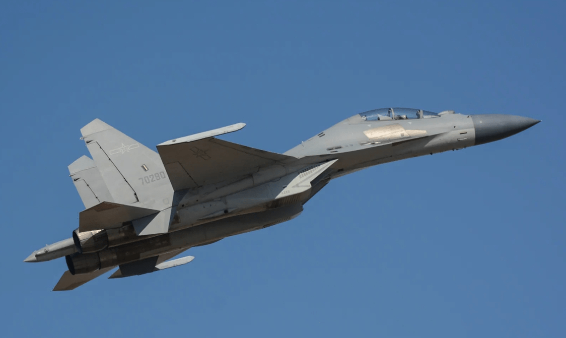 北部战区歼-16,空中力量的重要支柱,北部战区歼-16,空中力量的核心支柱