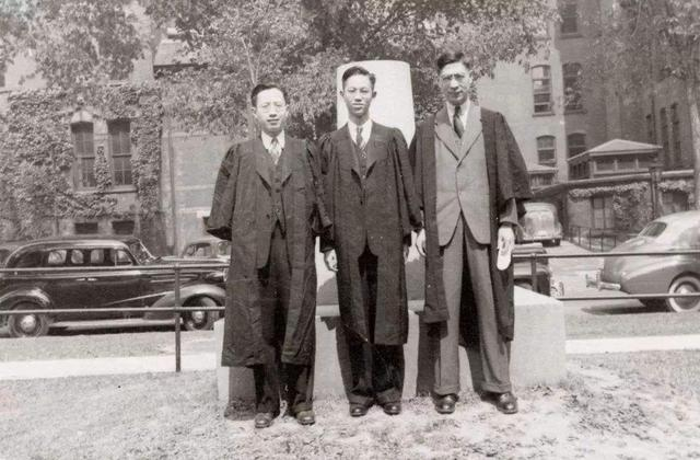 美国两弹一星之父的身份揭秘，究竟是谁？，美国两弹一星之父身份揭秘，究竟是谁？