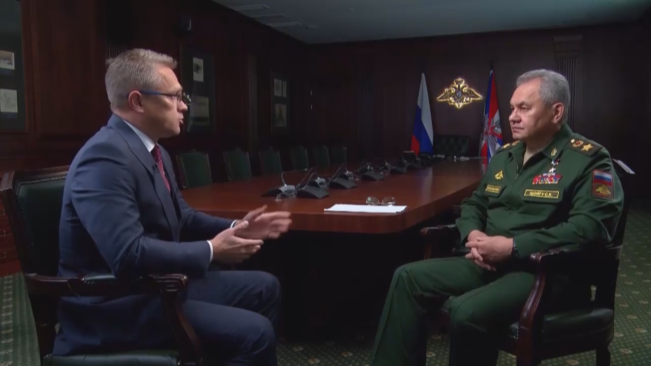 俄防长宣布，超过三十万人应征入伍，国家力量再次凝聚，俄防长宣布超三十万新兵入伍，国家力量重塑凝聚力