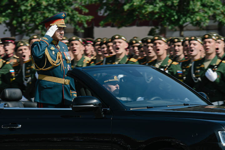 俄防长宣布,超过三十万人应征入伍,国家力量再次凝聚,俄防长宣布超三十万新兵入伍,国家力量重塑凝聚力