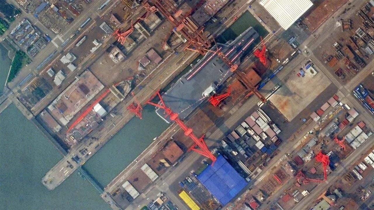 中国海军新里程碑,003型航母下水仪式纪实,中国海军新里程碑,003型航母下水仪式纪实报道