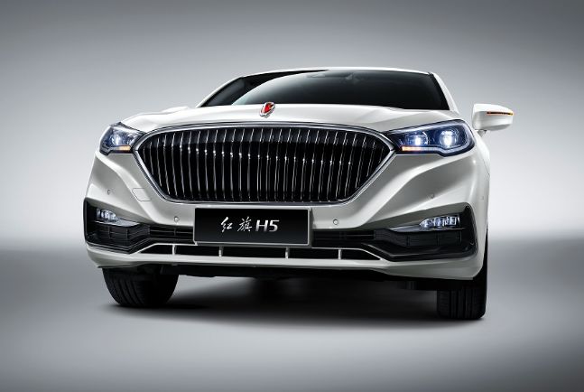 红旗9与红旗16,两款防空系统的深度对比与区别,红旗9与红旗16防空系统,深度对比及区别解析