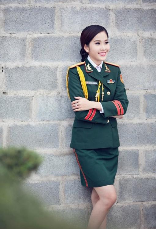 标准的65式军装女兵,65式军装女兵风采