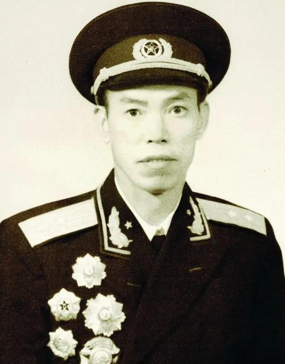 揭秘中国人民解放军历史上的传奇部队,38军113师338团的前世今生,揭秘传奇部队,中国人民解放军历史上的38军113师338团的前世今生